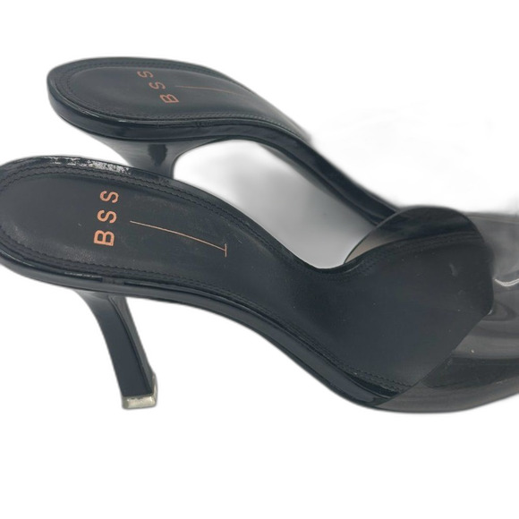 Black Suede Studio Pump in PVC/Patent with leather lining, Padded Footbed Sz 40. - Picture 4 of 8